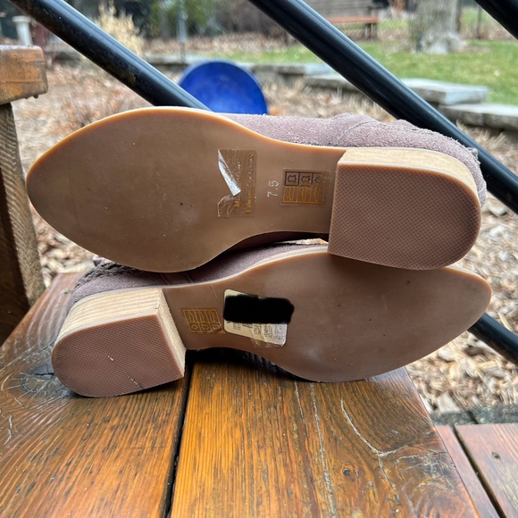 JEFFREY CAMPBELL TAGGART TAUPE SUEDE LEATHER ANKLE BOOTIES SIZE 7.5  NEW - Picture 9 of 15